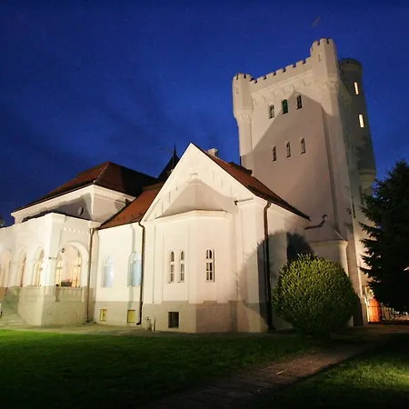 Dvorac Fantast * Bečej