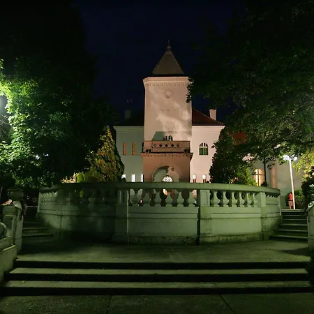 Frühstückspension Dvorac Fantast *