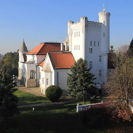 Dvorac Fantast * Bečej