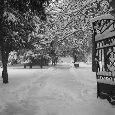 Bed & Breakfast Dvorac Fantast *