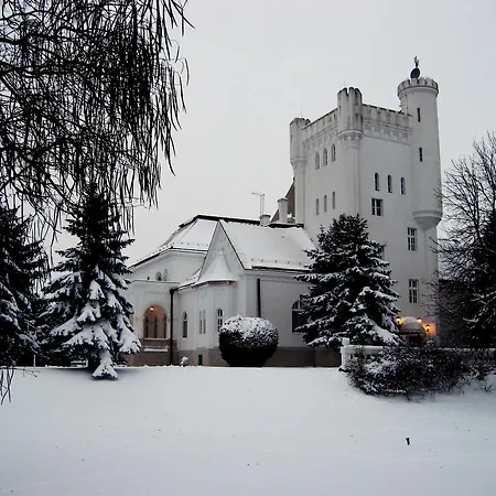 Bed & Breakfast Dvorac Fantast *