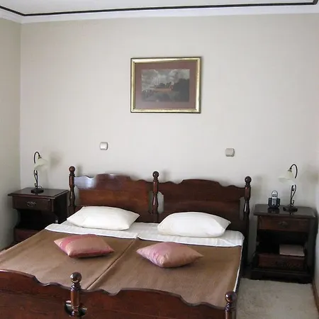 Frühstückspension Dvorac Fantast *