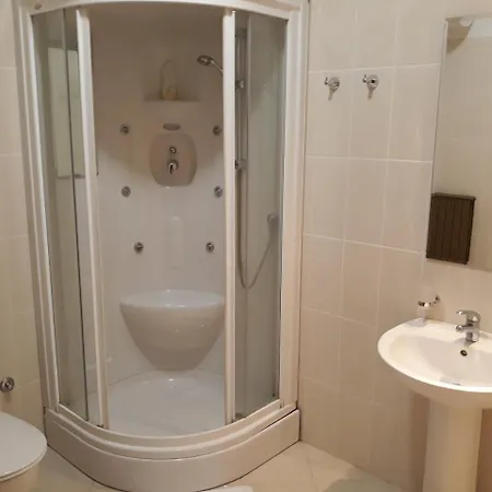 Bed & Breakfast Dvorac Fantast Becej