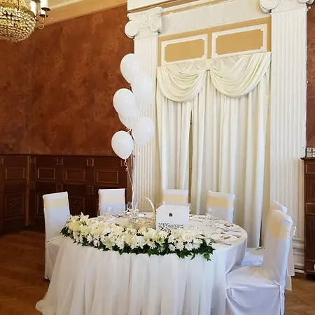 Dvorac Fantast * Bečej