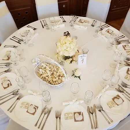 Dvorac Fantast Bed & Breakfast Becej